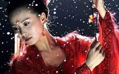 迈开腿让学长尝尝你的草莓汁